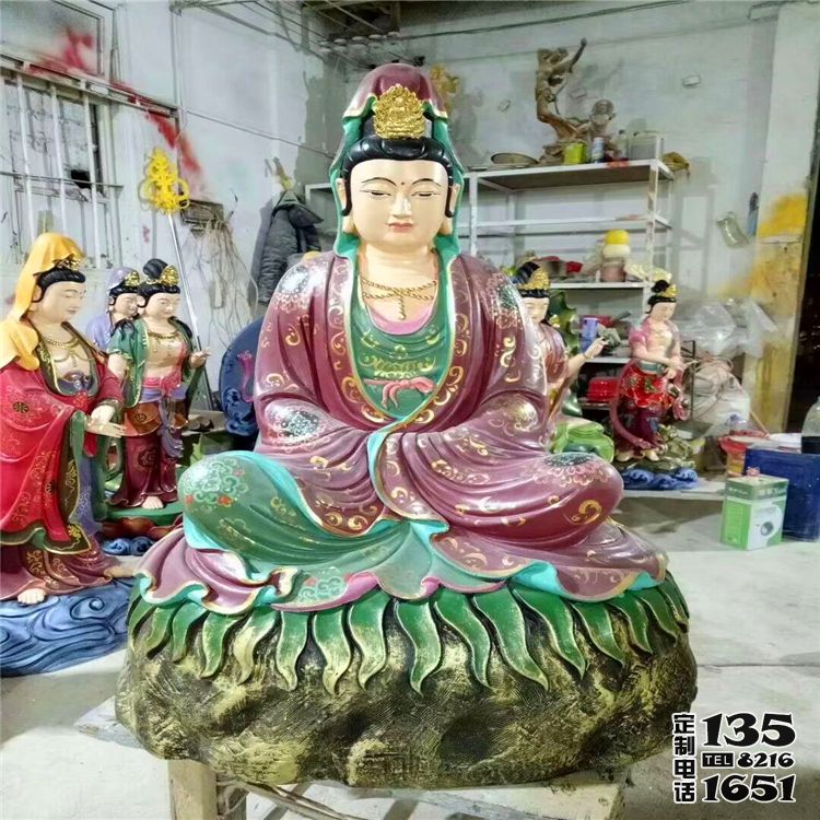 玻璃鋼彩繪景區(qū)大型供奉佛像觀音雕塑  玻璃鋼彩繪景區(qū)大型供奉佛像觀音雕塑