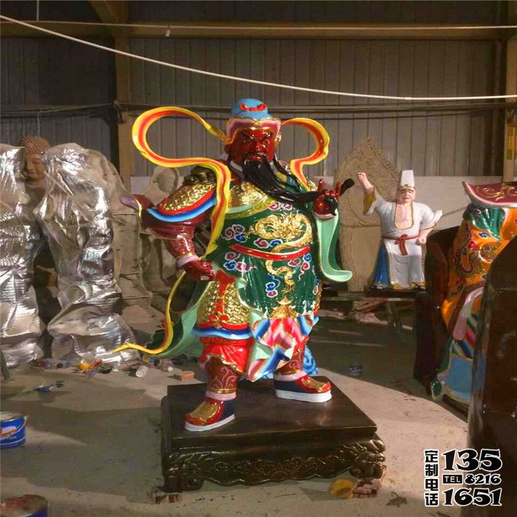 玻璃鋼彩繪景區(qū)大型站立式關(guān)公雕塑 玻璃鋼彩繪景區(qū)大型站立式關(guān)公雕塑