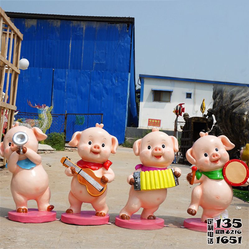 幼兒園玻璃鋼卡通可愛小豬雕塑 幼兒園玻璃鋼卡通可愛小豬雕塑