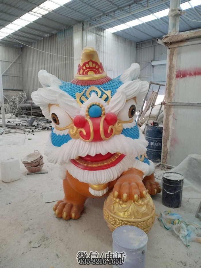 舞獅子玻璃鋼雕塑 舞獅子玻璃鋼雕塑