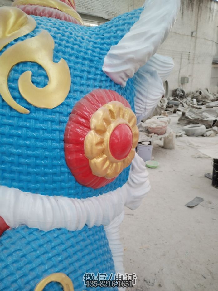 舞獅子頭部鈴鐺細節展示 舞獅子頭部鈴鐺細節展示